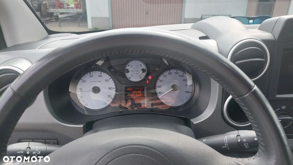 Citroën Berlingo 1.6 BlueHDi XTR S&S - 2