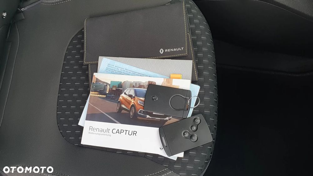 Renault Captur TCe 100 BUSINESS EDITION - 39