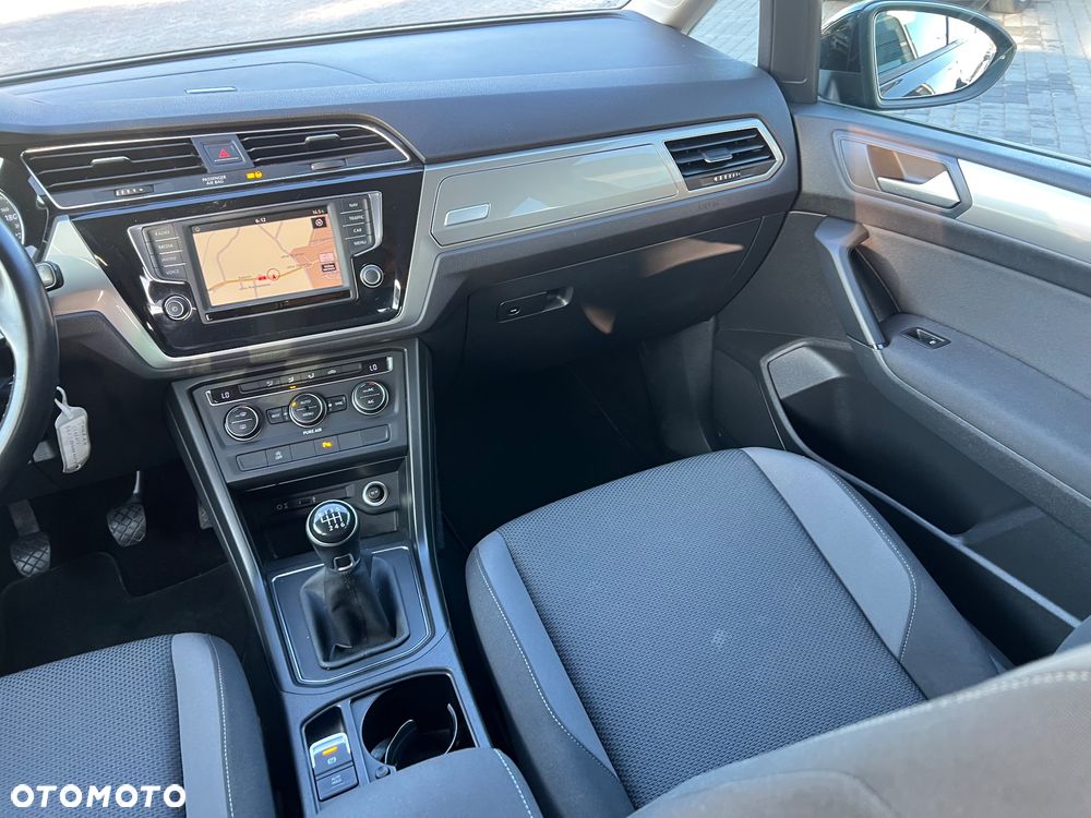 Volkswagen Touran 1.6 TDI BMT Comfortline - 20