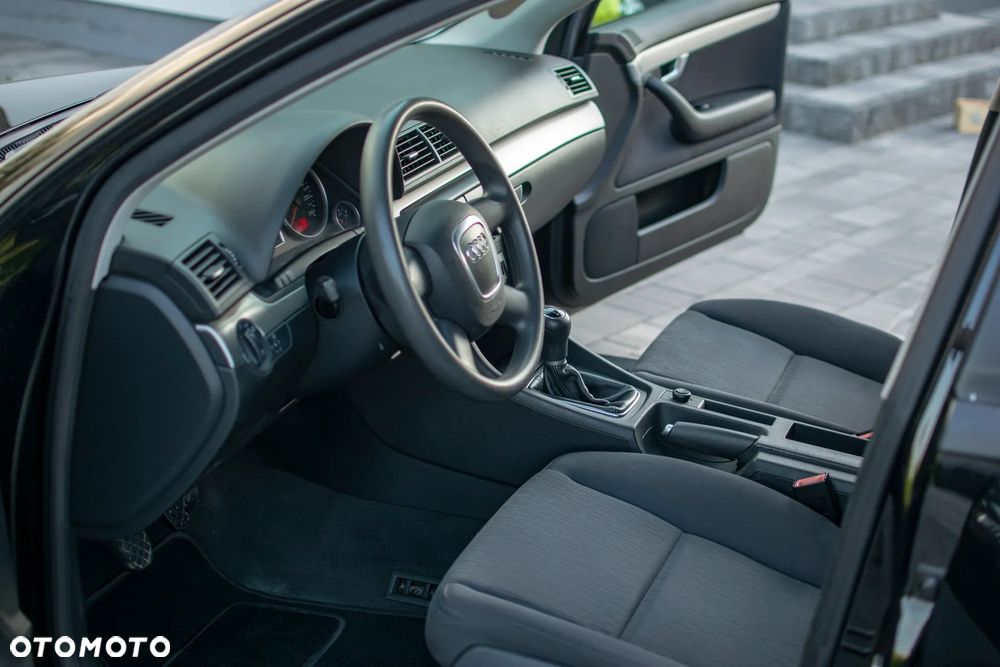 Audi A4 Avant - 29