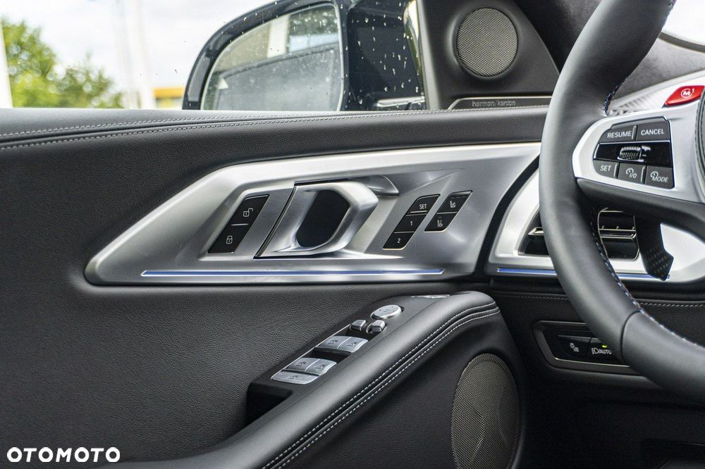 BMW XM 50e PHEV sport - 30