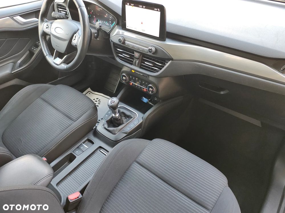 Ford Focus 2.0 EcoBlue Titanium Business - 9
