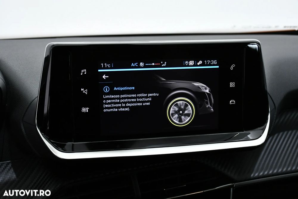 Peugeot 2008 1.2 L PureTech STT EAT8 Allure - 32