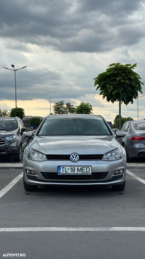 Volkswagen Golf 1.6 TDI BlueMotion Technology DPF Comfortline DSG - 1