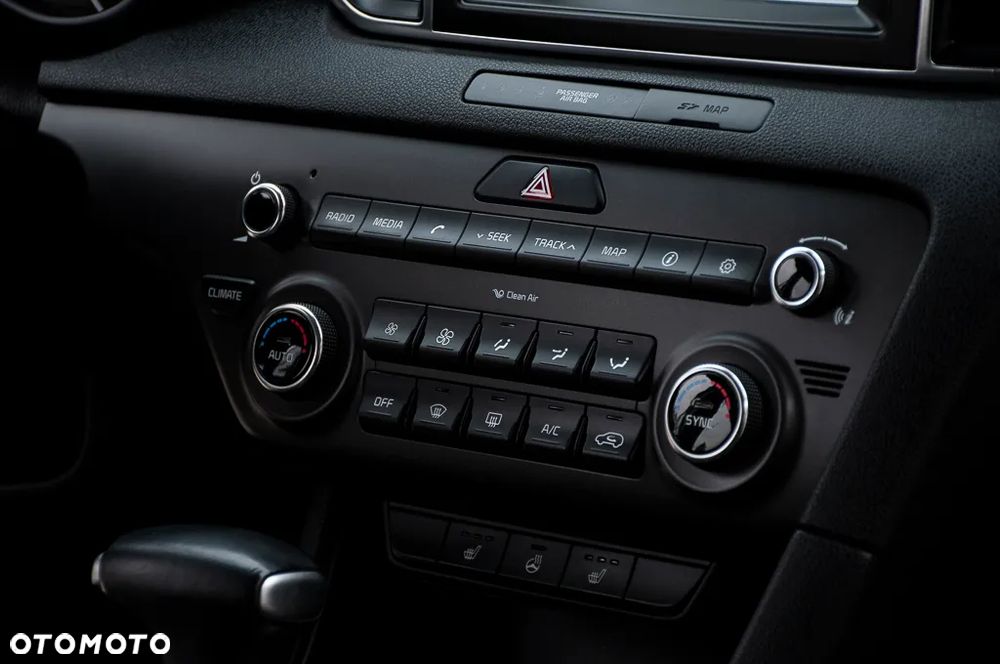 Kia Sportage 2.0 CRDI XL - 11