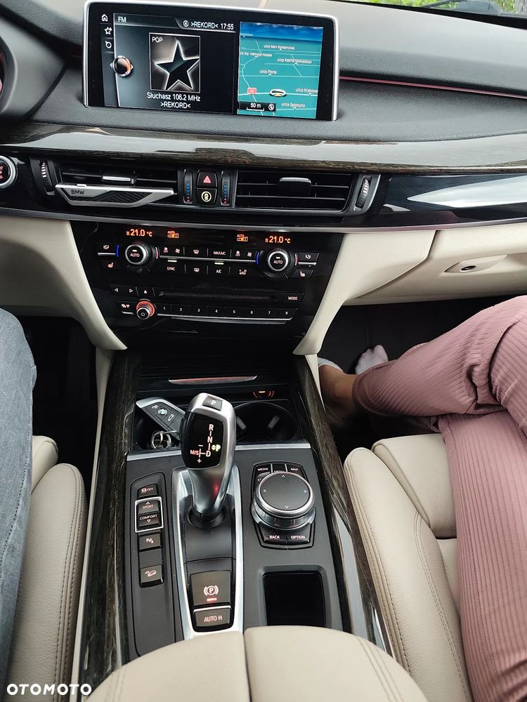 BMW X5 xDrive25d - 23