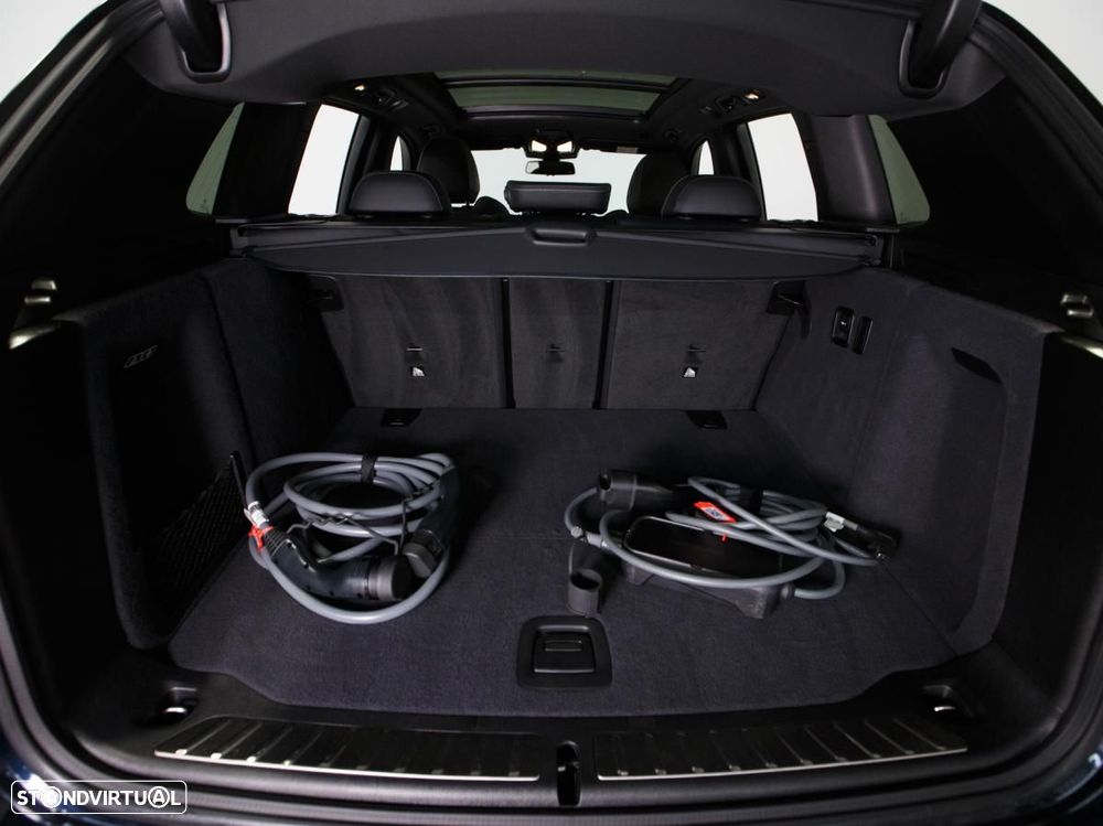 BMW iX3 Inspiring - 15