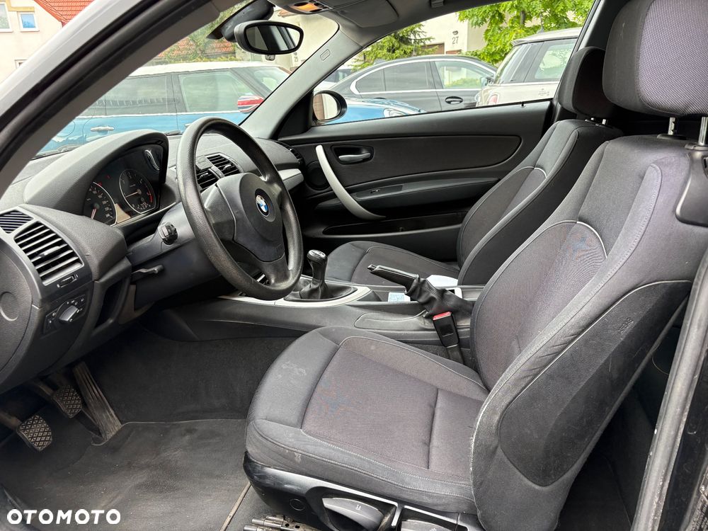 BMW Seria 1 118d DPF - 10
