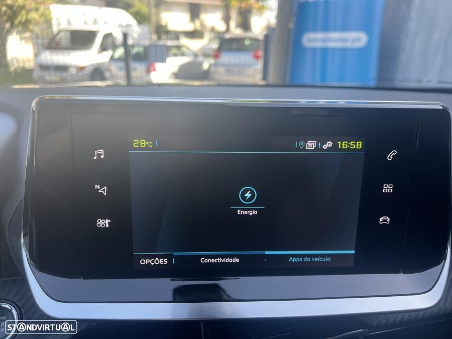 Peugeot e-2008 50 kWh Allure Pack - 41