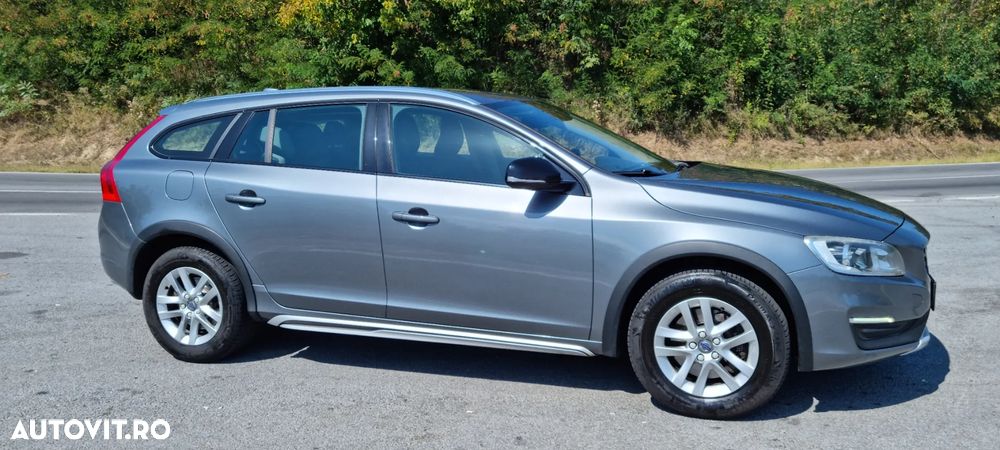 Volvo V60 D3 Kinetic - 2