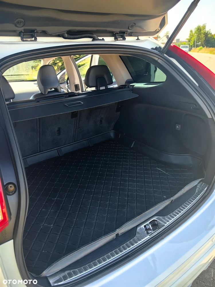 Volvo XC 60 D4 Drive-E Summum - 12
