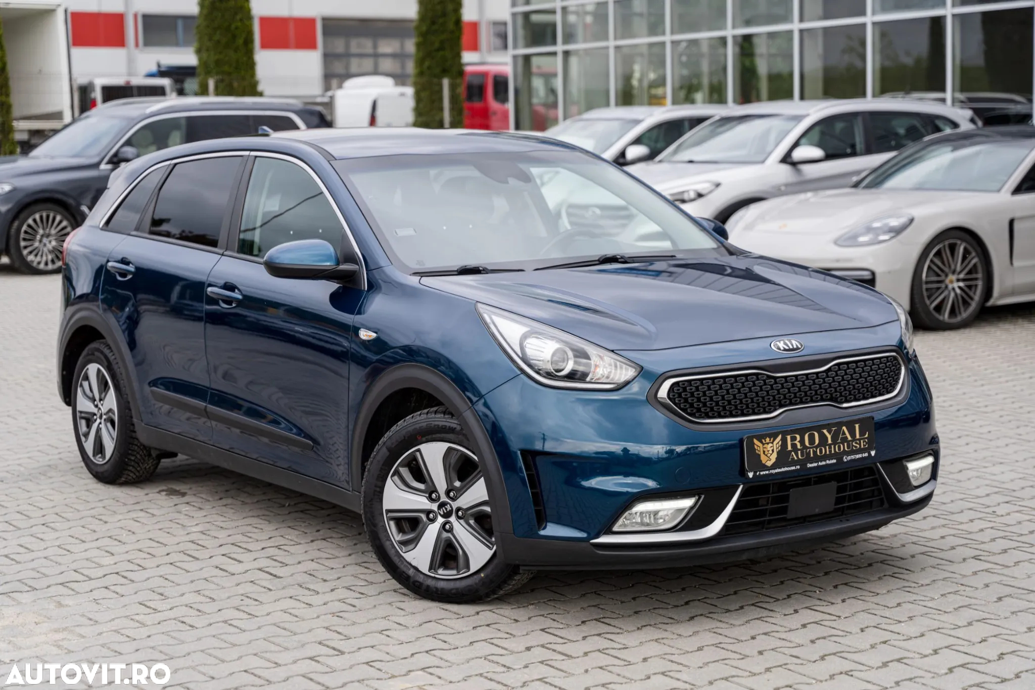 Kia Niro 1.6 GDI HEV 2WD OPF Aut. Spirit - 2