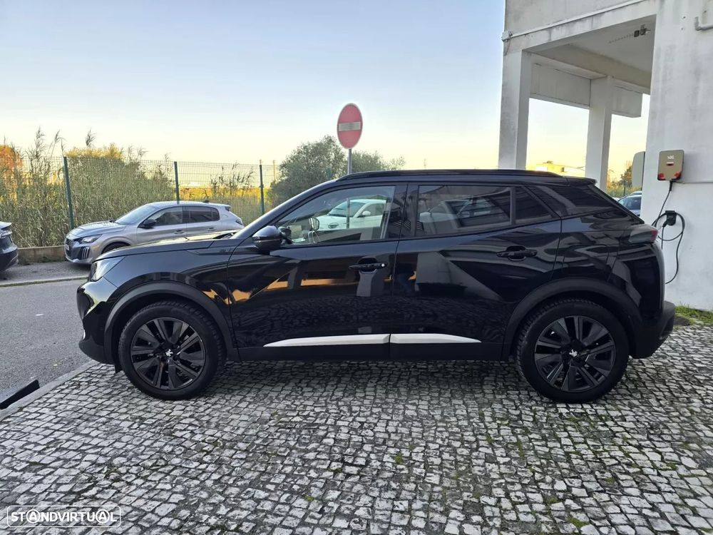 Peugeot e-2008 50 kWh GT - 4