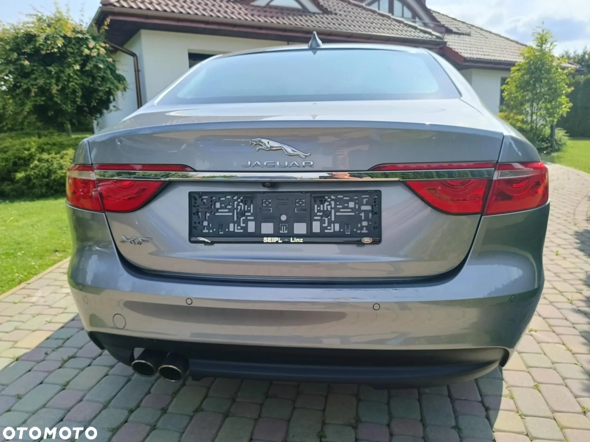 Jaguar XF 20d AWD Prestige - 4