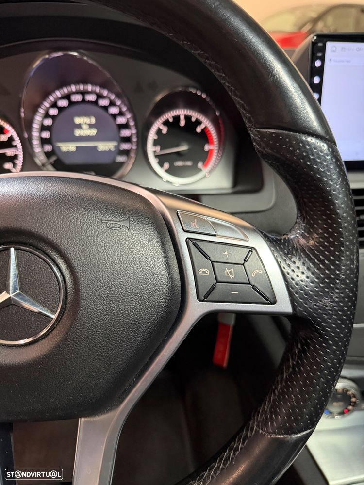 Mercedes-Benz C 220 CDI DPF BlueEFFICIENCY SPORT EDITION - 12