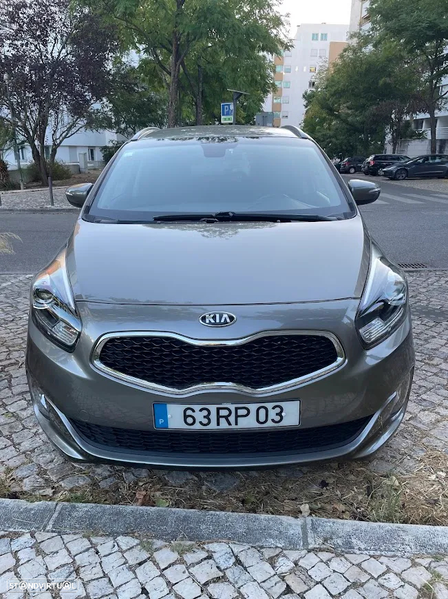 Kia Carens 1.7 CRDi ISG TX Aut. - 4