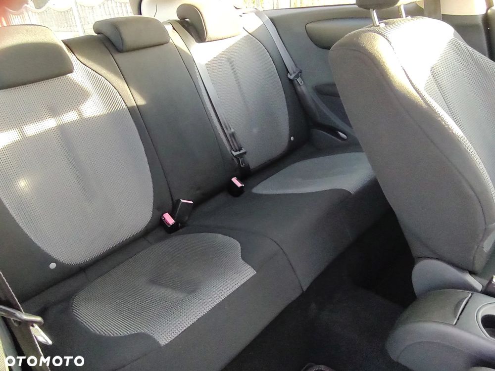 Citroën C4 Coupe 1.6 16V VTR - 31