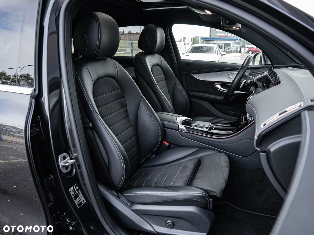 Mercedes-Benz EQC 400 4Matic AMG Line - 24