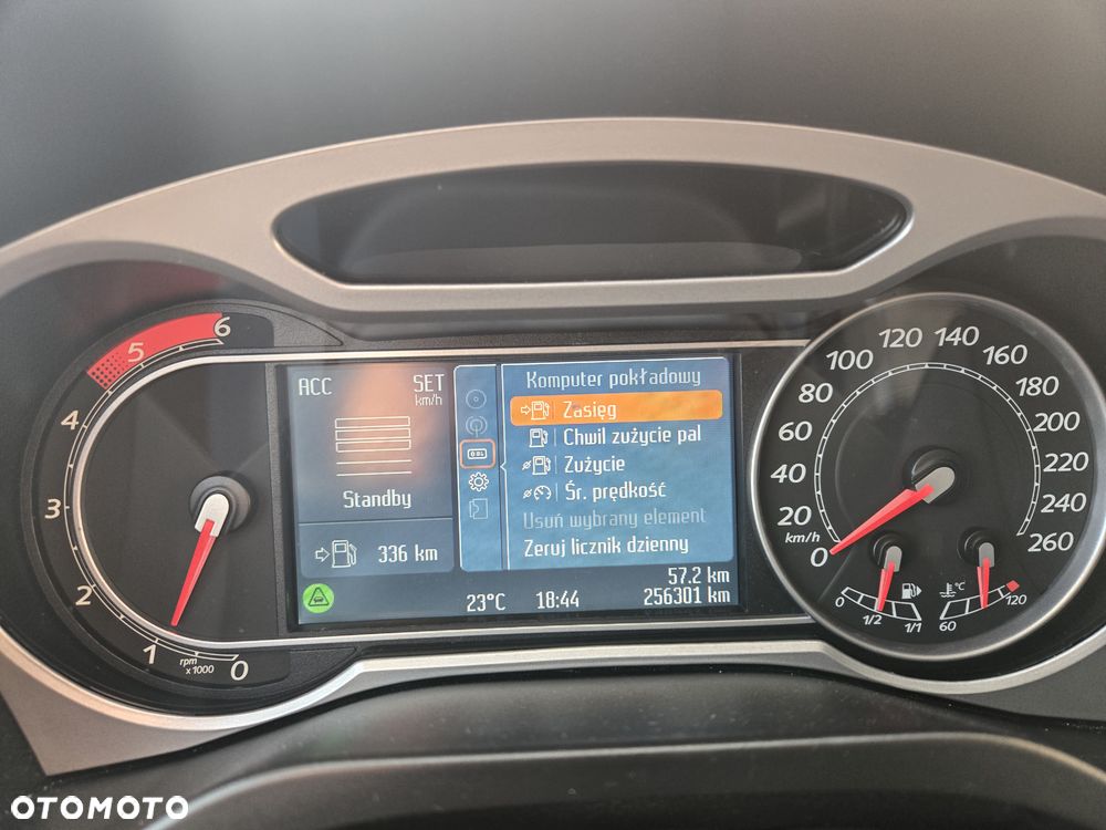 Ford S-Max 2.2 TDCi Titanium - 11