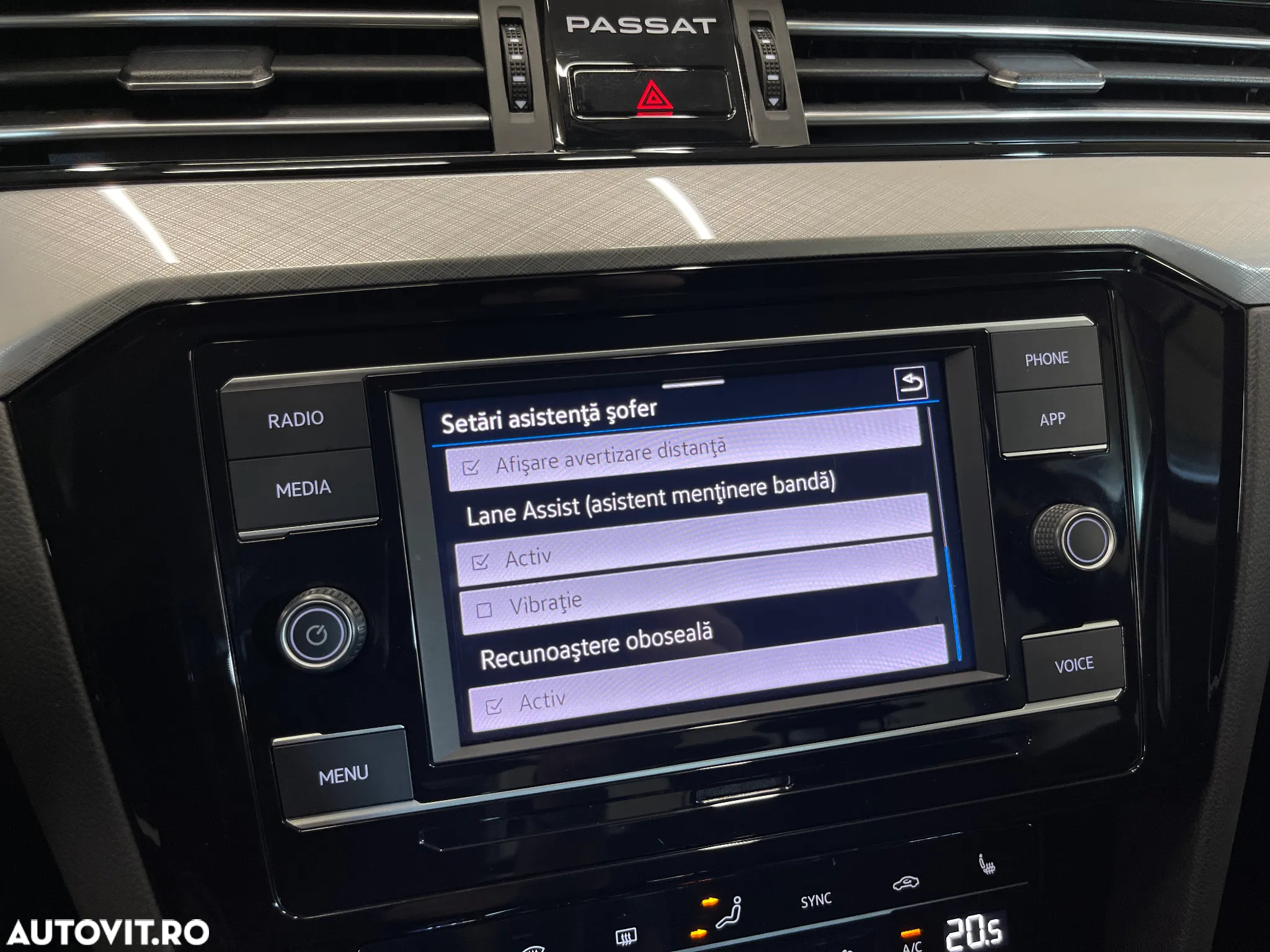 Volkswagen Passat 2.0 TDI DSG Comfortline - 15