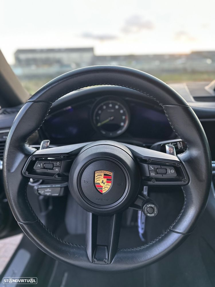 Porsche Panamera 4 E-Hybrid - 6