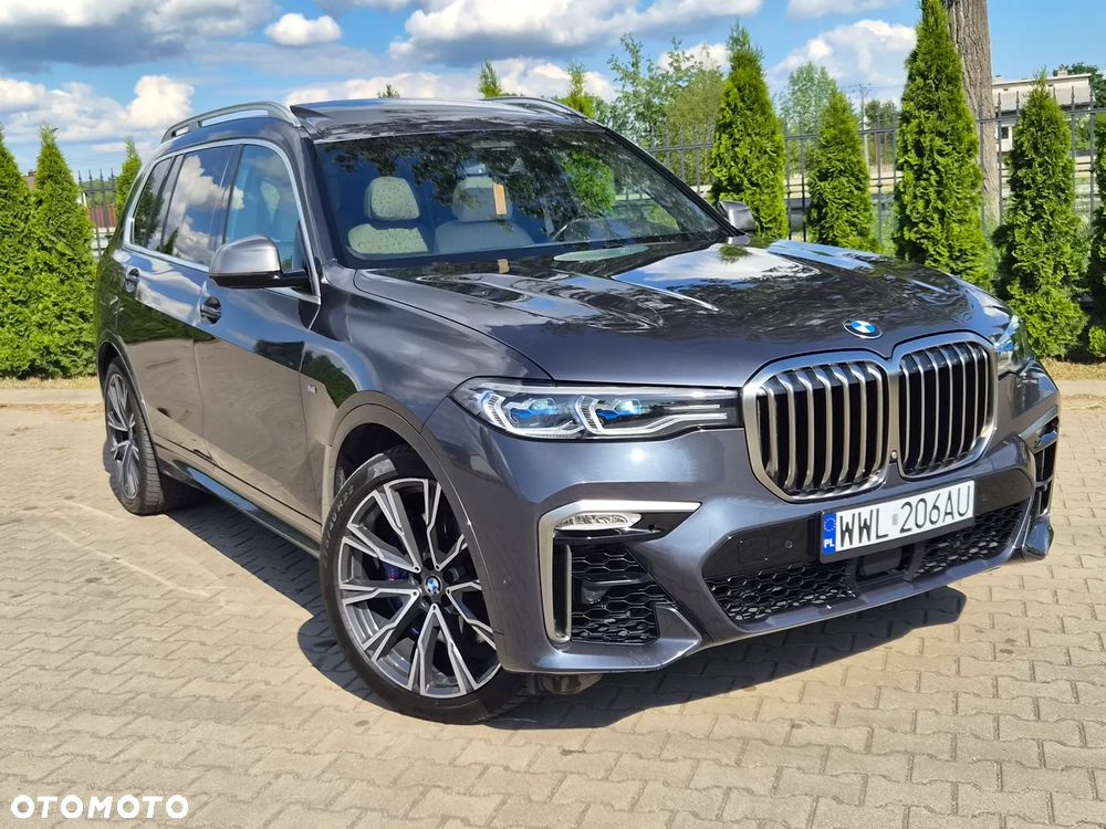 BMW X7 M50d sport - 32