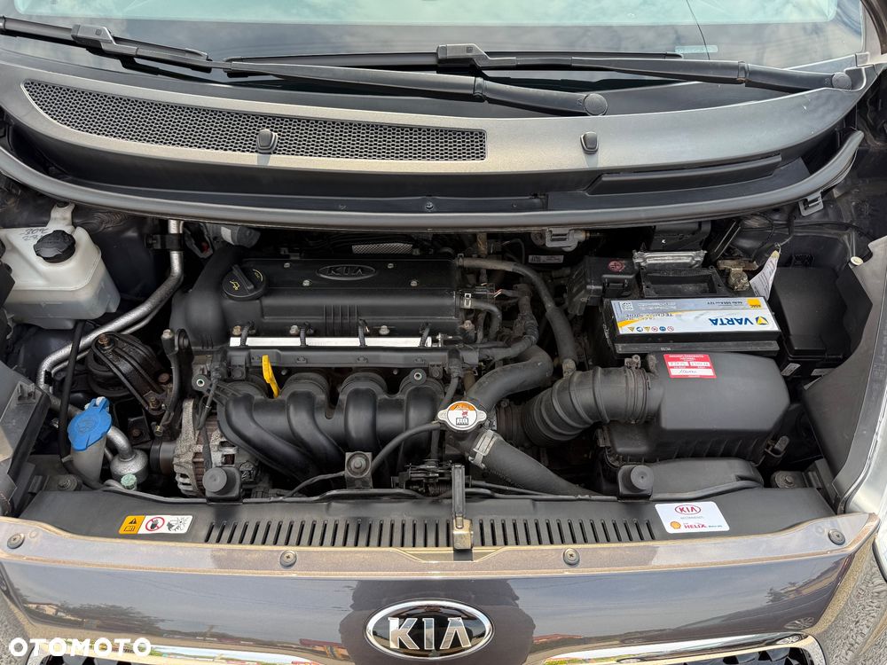 Kia Venga 1.6 L - 27