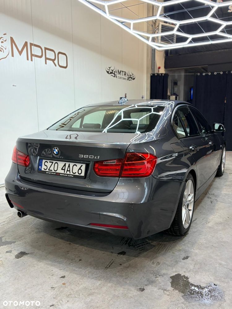 BMW Seria 3 - 18