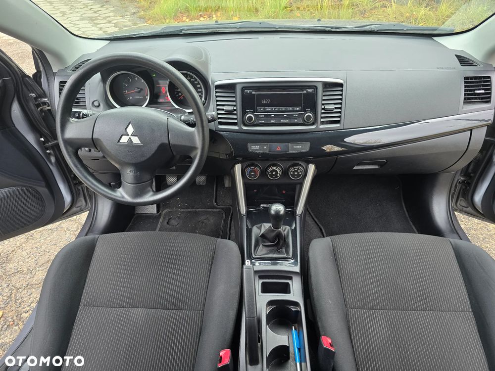 Mitsubishi Lancer - 5