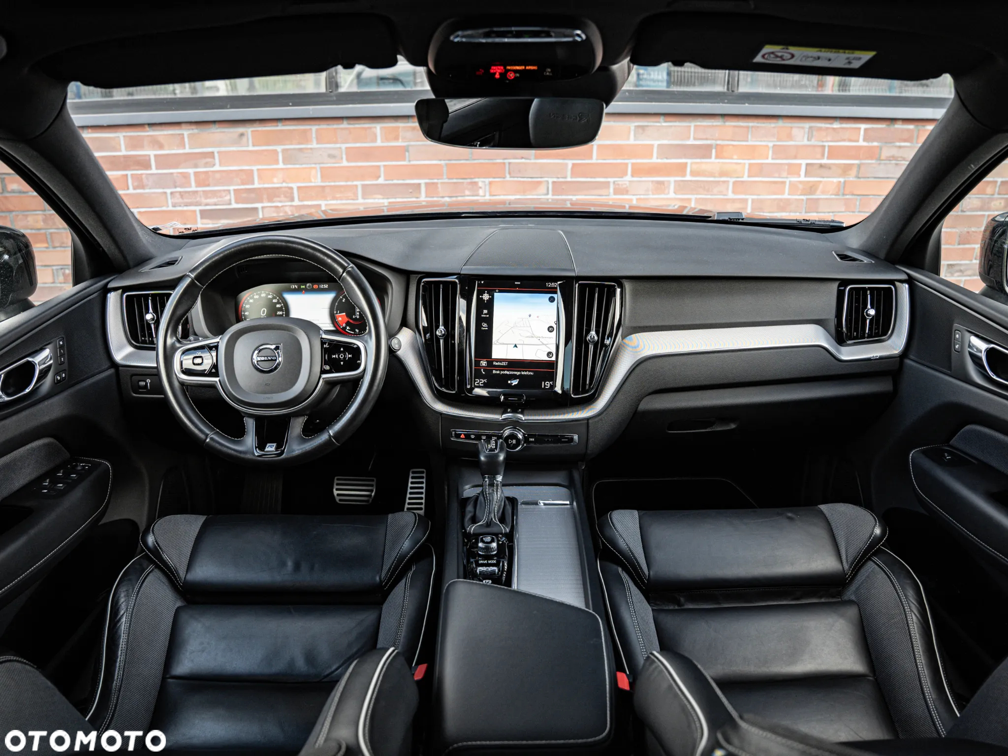 Volvo XC 60 D4 R-Design - 5