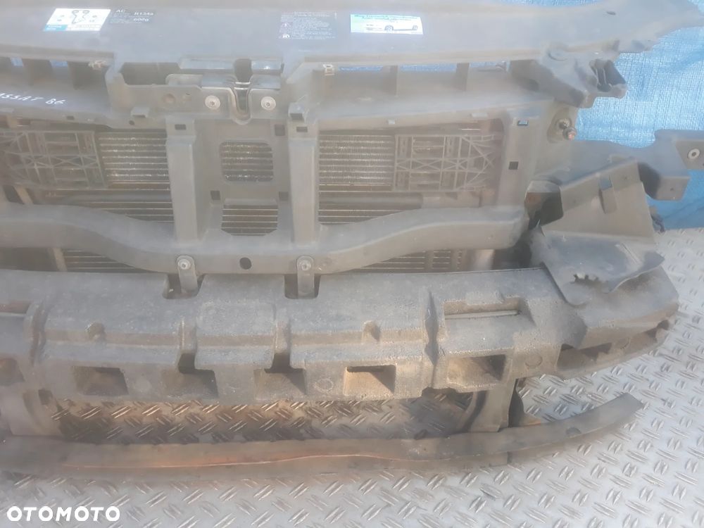 PAS PRZEDNI CHŁODNICA VOLKSWAGEN PASSAT B6 2,0 TFSI AUTOMAT  3C0010409J - 5