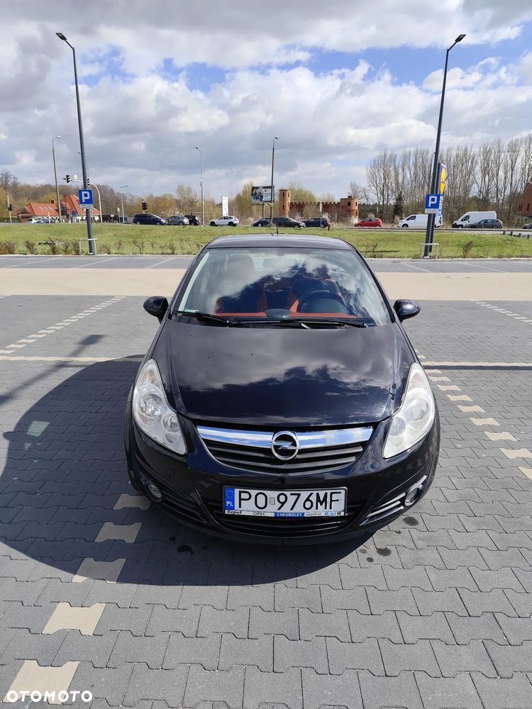 Opel Corsa 1.4 16V Cosmo - 2