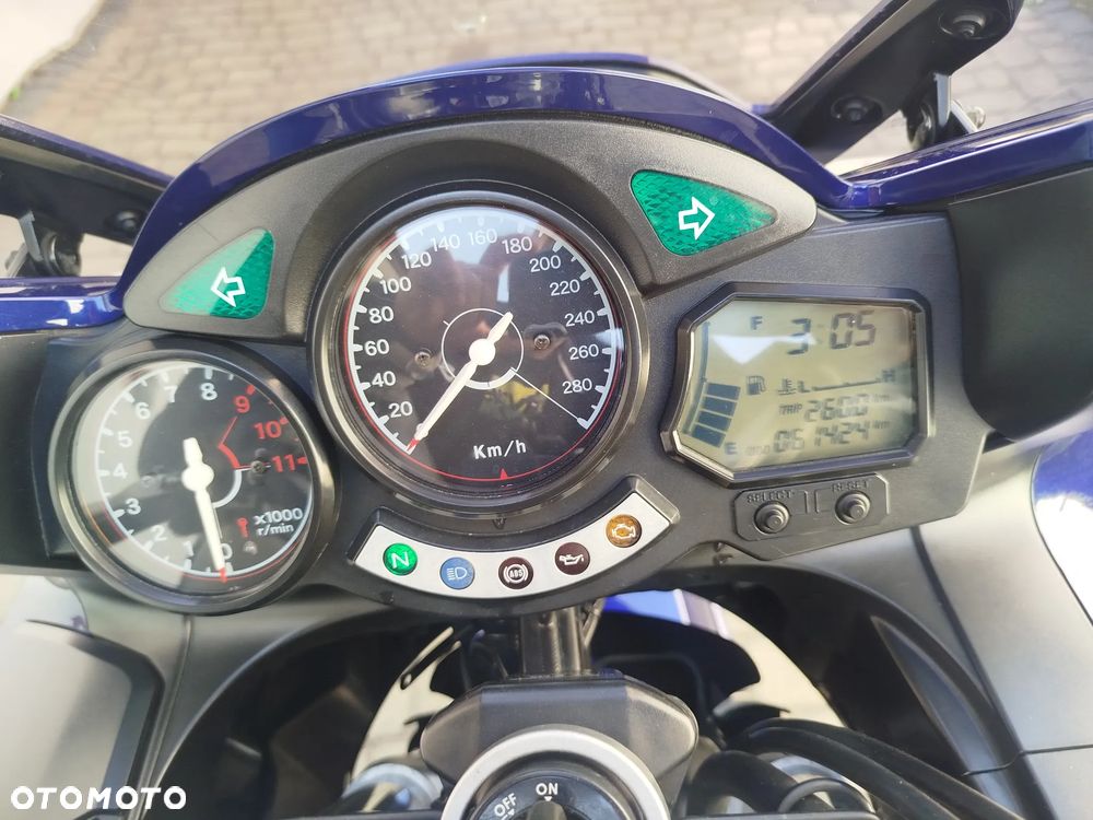 Yamaha FJR - 14