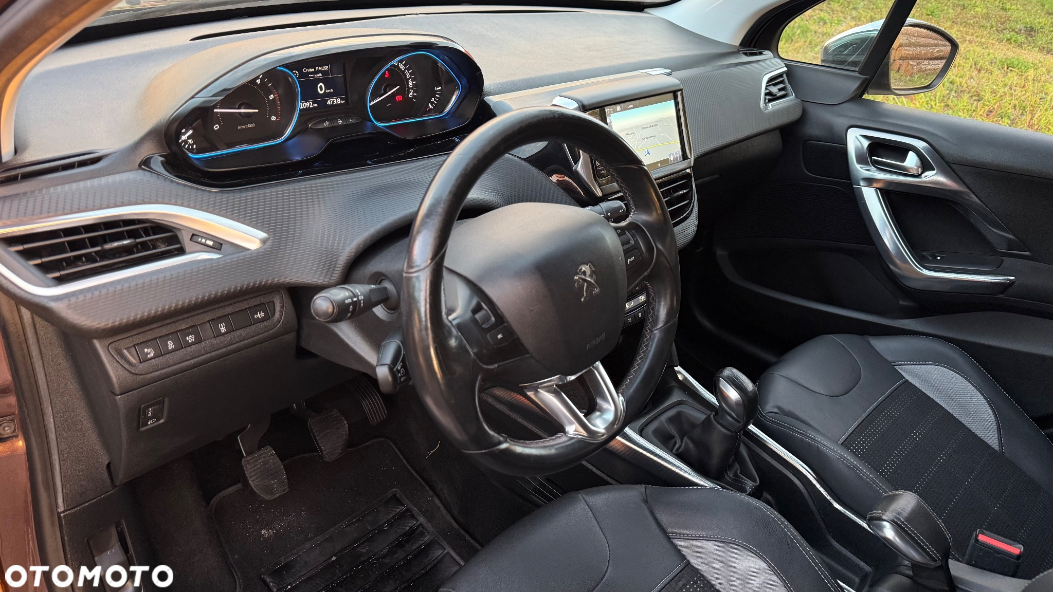 Peugeot 2008 1.6 e-HDi Allure S&S - 5