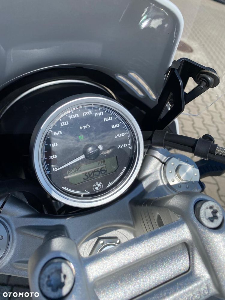 BMW R - 9