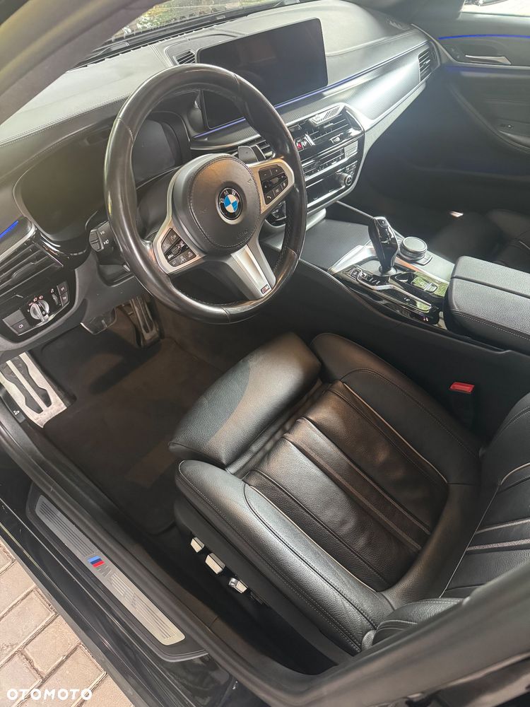 BMW Seria 5 540d xDrive mHEV M Sport sport - 6