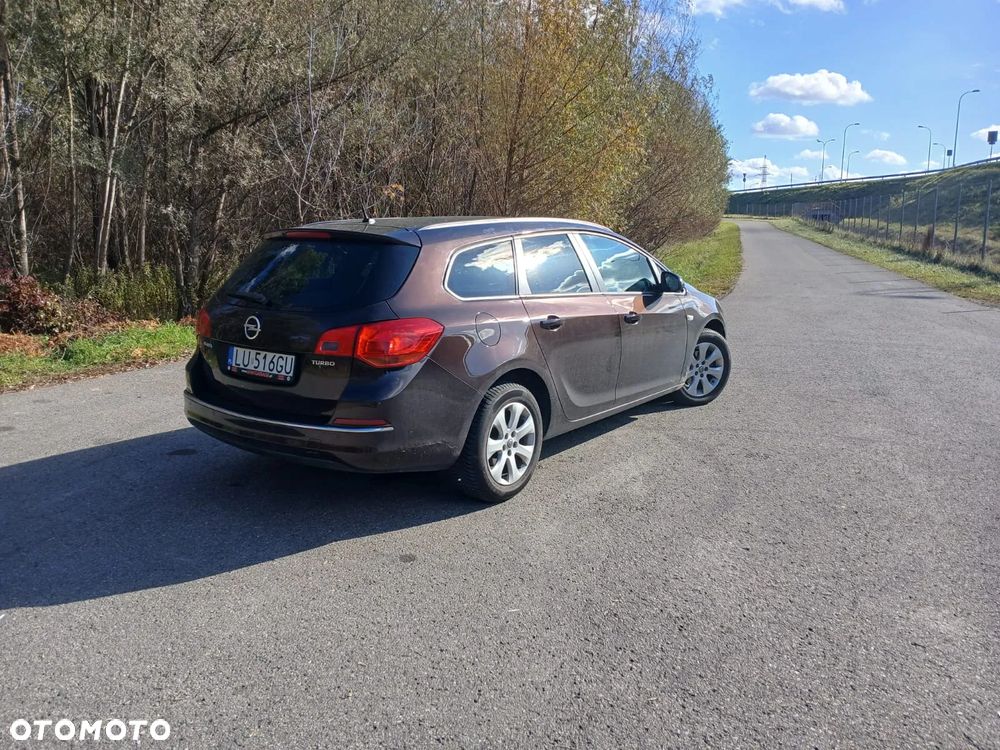 Opel Astra IV 1.4 T Enjoy - 4