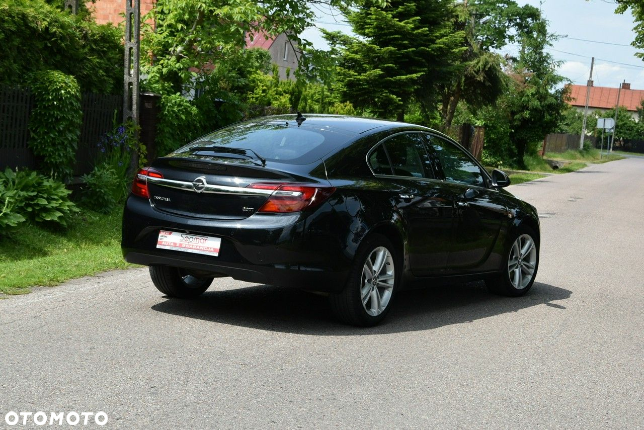 Opel Insignia - 32