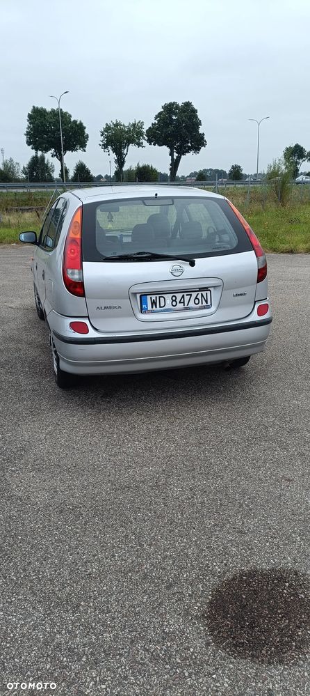 Nissan Almera Tino 2.2 DI - 3