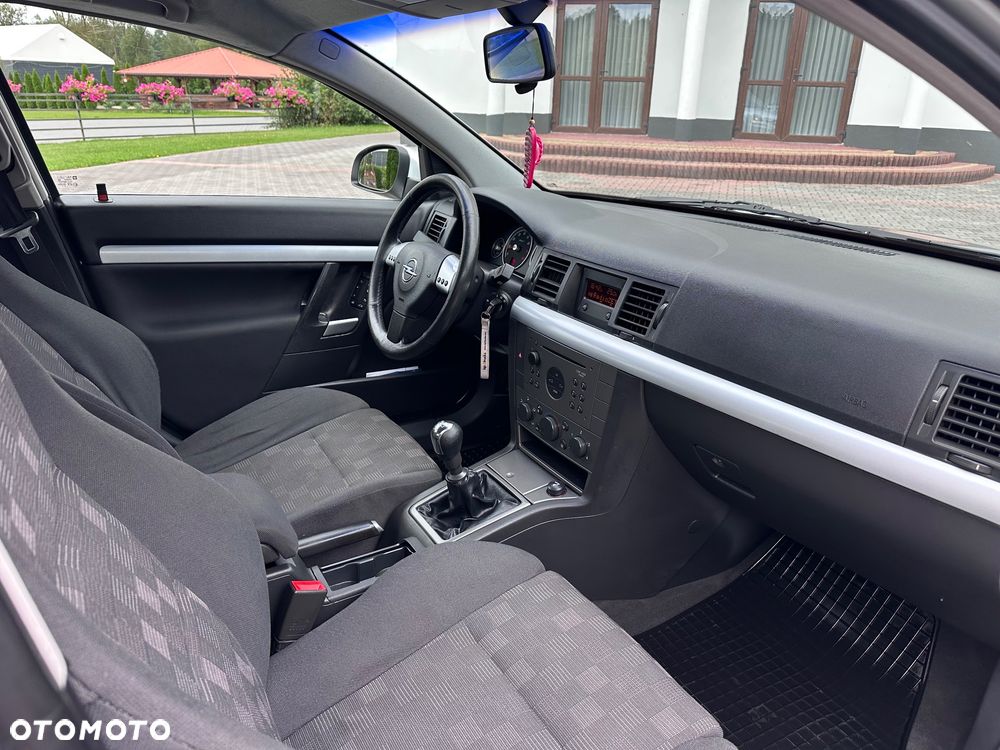 Opel Vectra 1.8 - 7