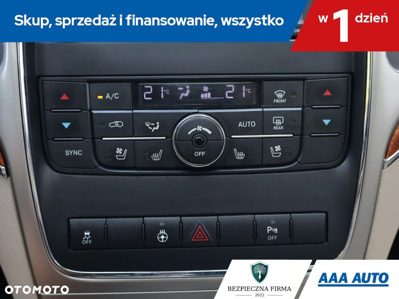 Jeep Grand Cherokee - 17