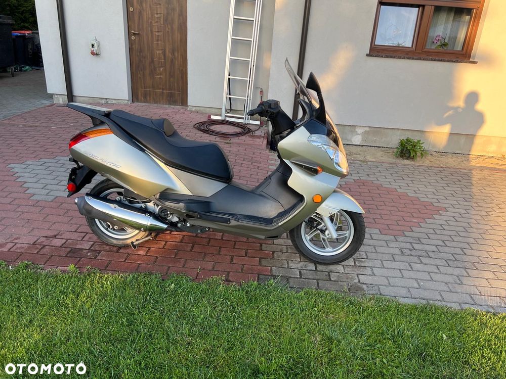 Aprilia Atlantic - 4