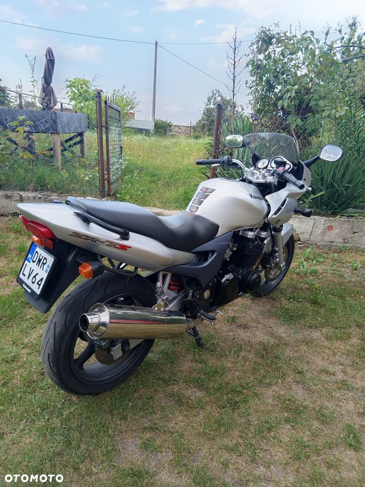 Kawasaki ZR - 13
