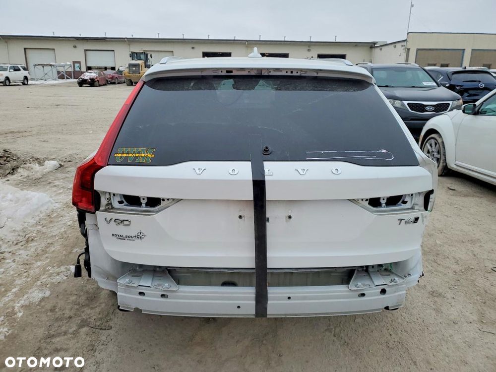 Volvo V90 - 5