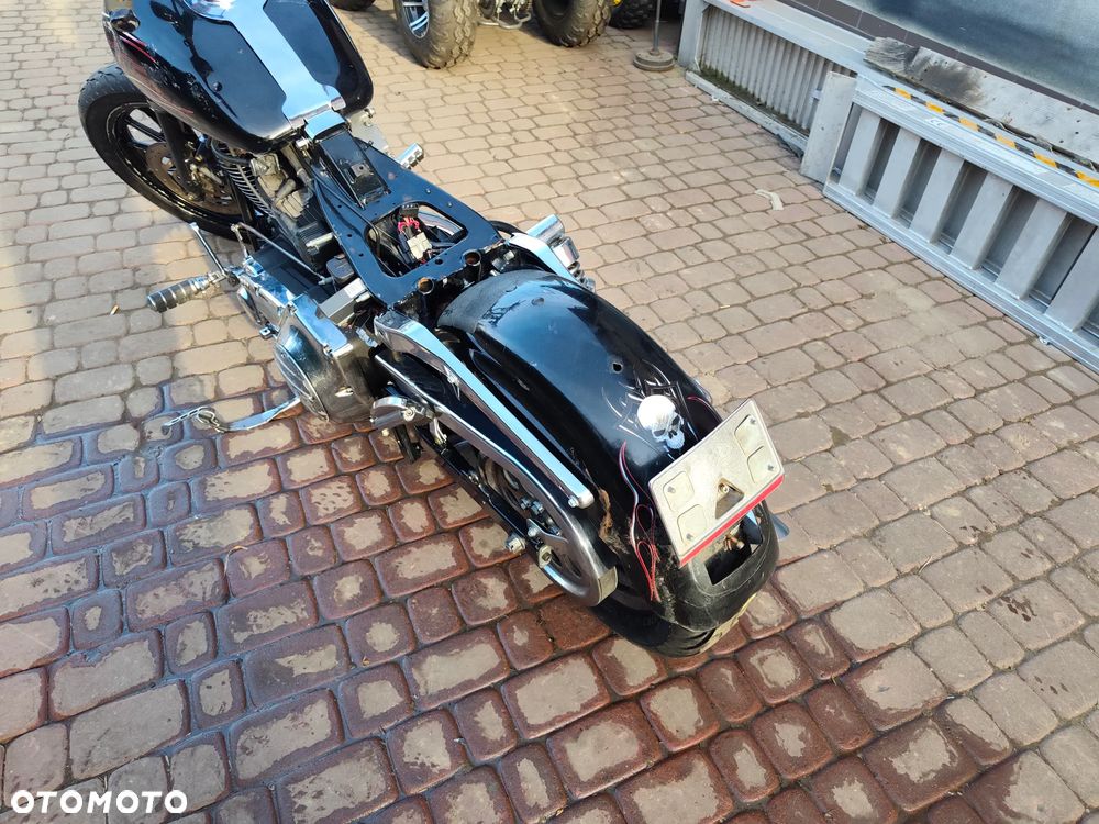 Harley-Davidson Dyna Super Glide - 13