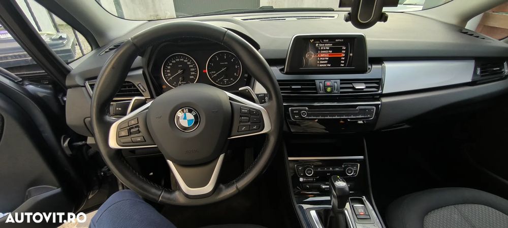 BMW Seria 2 218d Aut. - 24