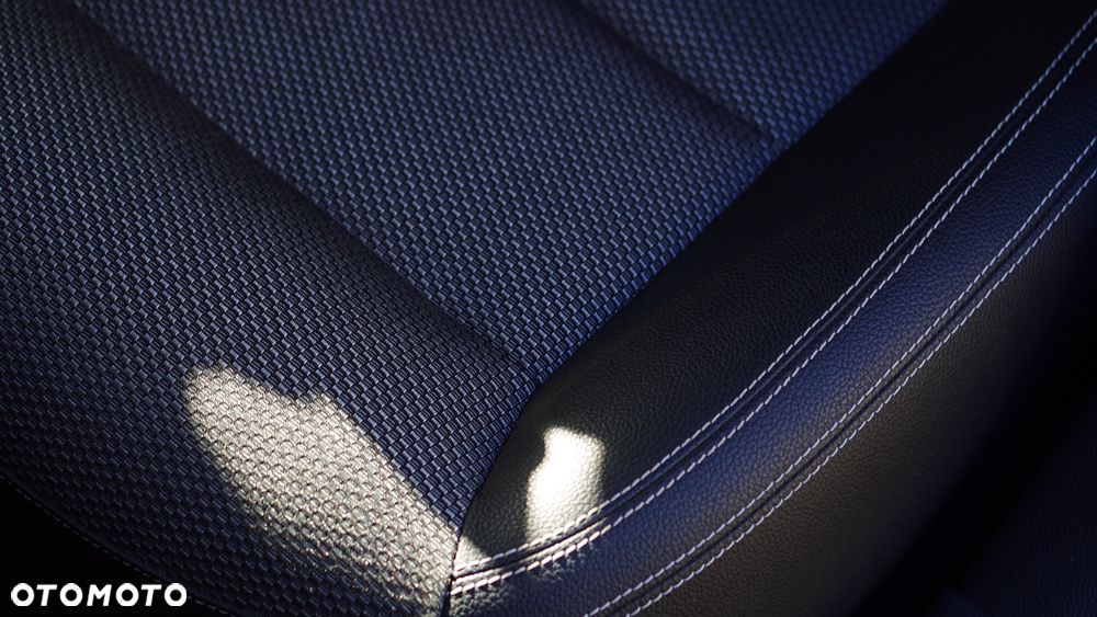 Mercedes-Benz CLA 180 7G-DCT - 14