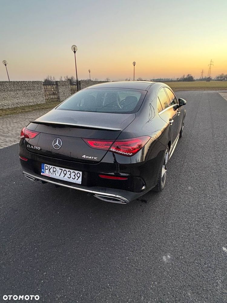 Mercedes-Benz CLA 250 4Matic 7G-DCT - 4