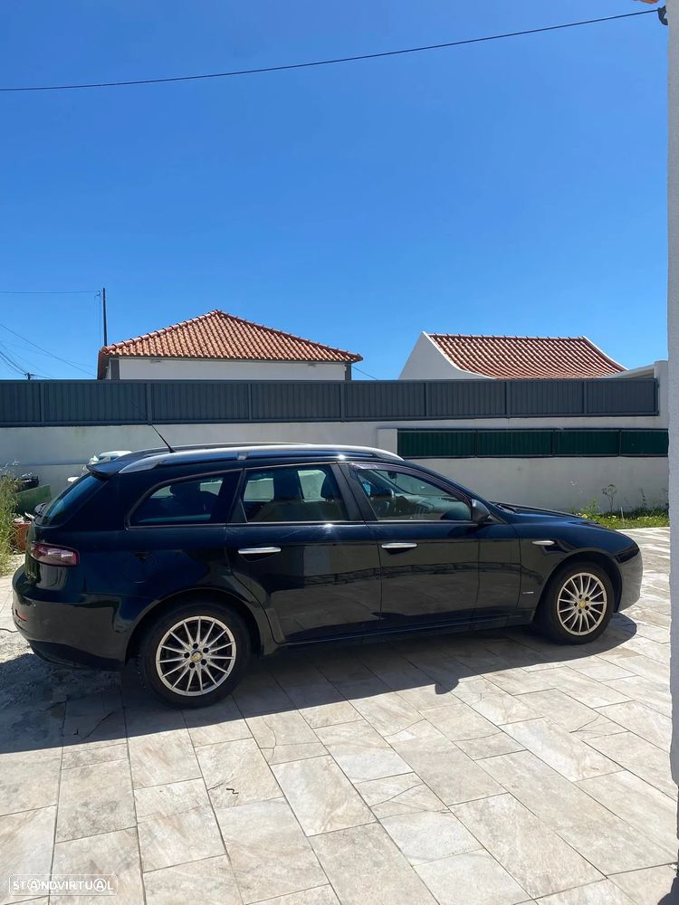 Alfa Romeo 159 Sportwagon 1.9 JTDm 8V - 7