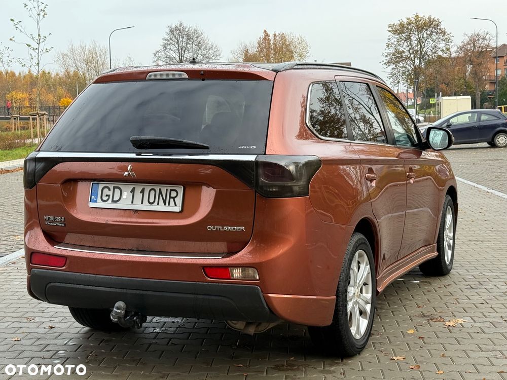 Mitsubishi Outlander 2.2 DI-D 4WD Invite - 9